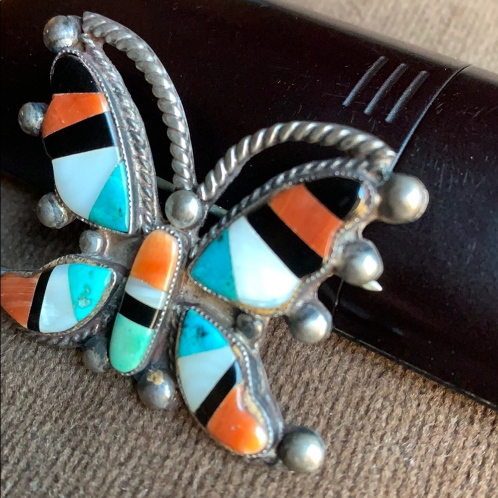 🌞Mid-Century Zuni Silver Inlay Butterfly Pin! - Picture 7 of 8